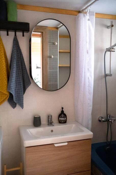 奥帕提亚Lovely Loft Studio W Patio & Garden公寓 外观 照片